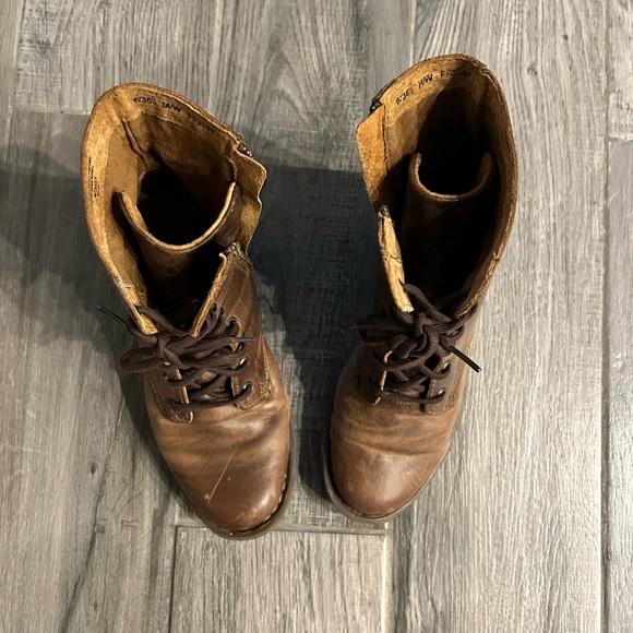 BORN Genuine Leather Women’s Lace Up Heeled Boots - Picture 5 of 8